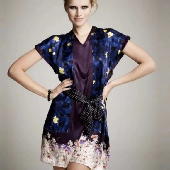 Kinder Aggugini Macys floral and paintball belted satin shift dress, size small - Picture 1 of 10